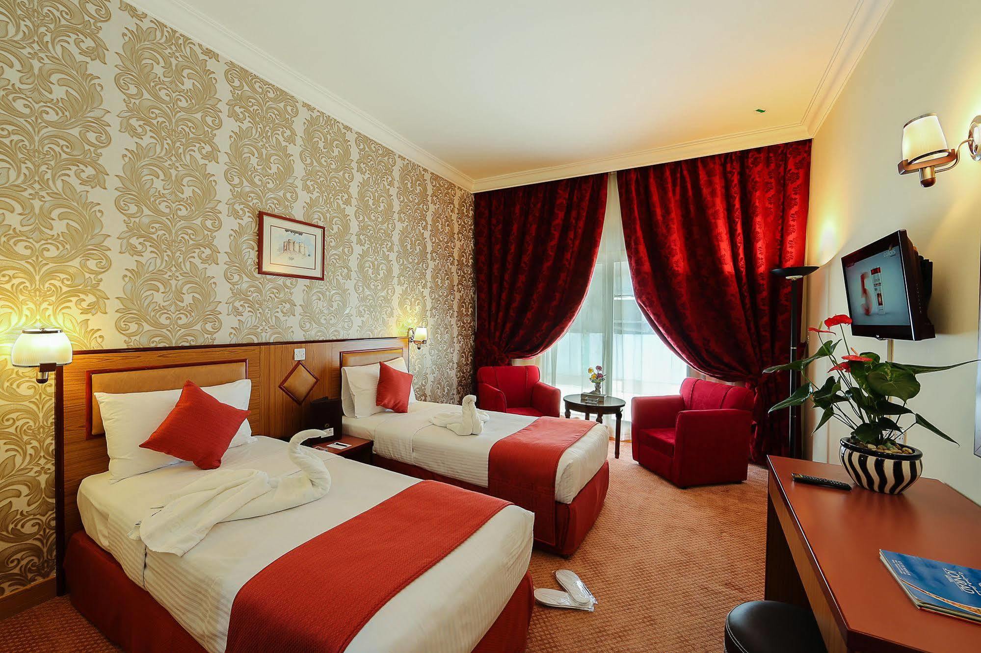 จอนราดโฮเต็ล Hotel ดูไบ ภายนอก รูปภาพ